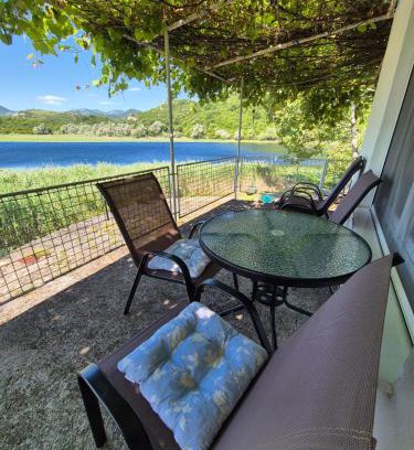 Karuc Apartment | Old Fisherman House, Skadar lake
