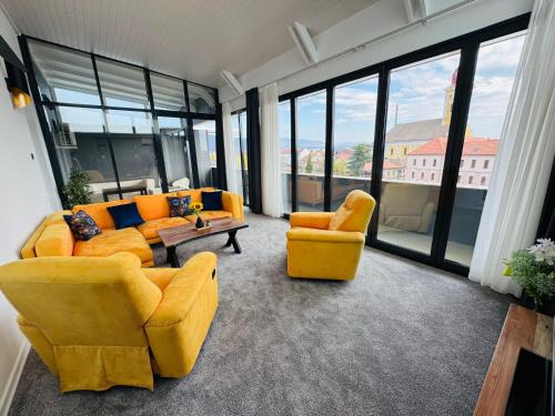 Baia Mare Apartment | Old Town Vista