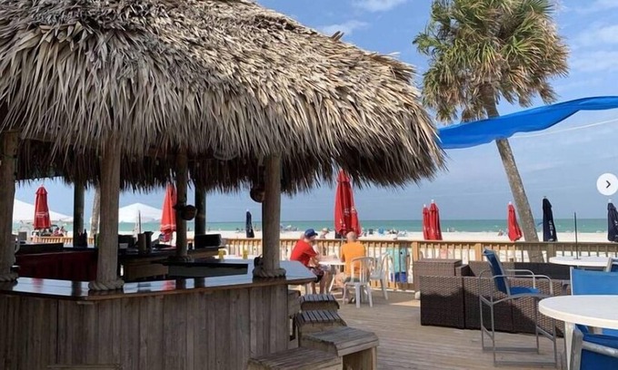 Palmetto House | On Golden Pond-Spacious 2 bedroom Close to Beaches