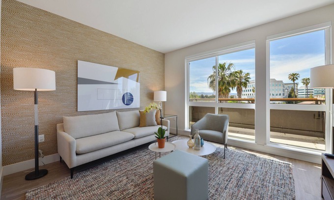 Mountain View Apartment | One Bed Perfect for WFH in Heart of Silicon Valley