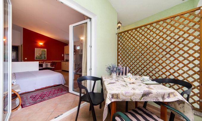 Baska Voda Apartment | One bedroom apartment with terrace Baška Voda, Makarska (A-6707-b)