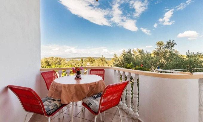 Kukljica Apartment | One bedroom apartment with terrace and sea view Kukljica, Ugljan (A-8238-b)