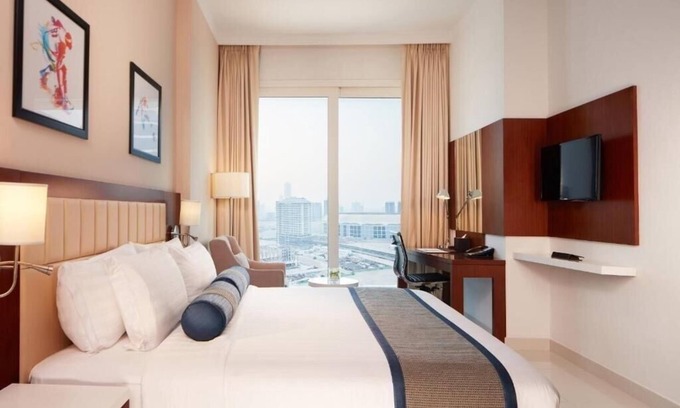 Dubai Sports City Hotel | One Bedroom Apartment In Sports City By E R