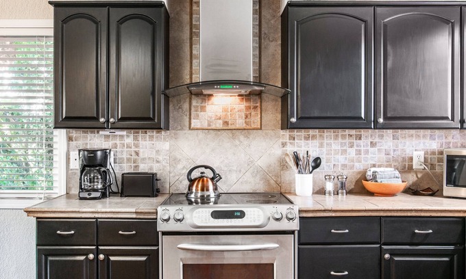 Dayton House | One-Block to Dayton’s Historic Center, Wine Tasting, Restaurants, Dog Friendly