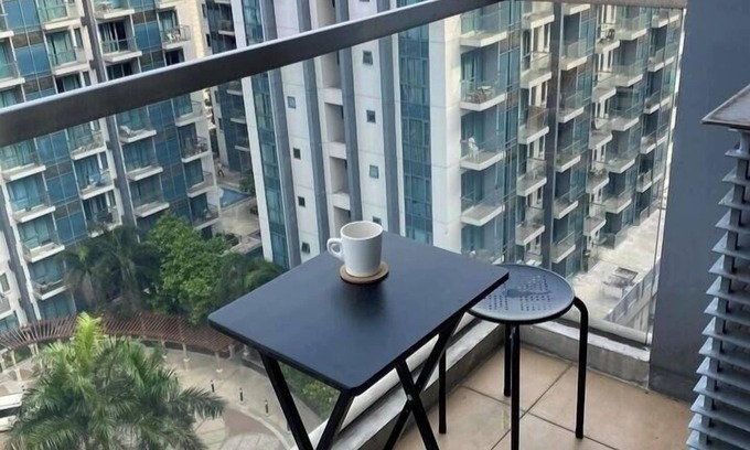 Pasay Apartment | One Palm Tree Villas near NAIA 3