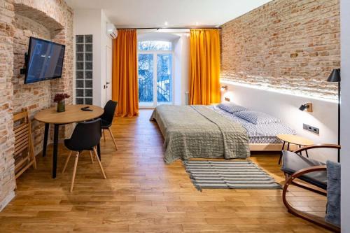 Lviv City Center Apartment | OnLviv Apartments Rynok Square 18 Four