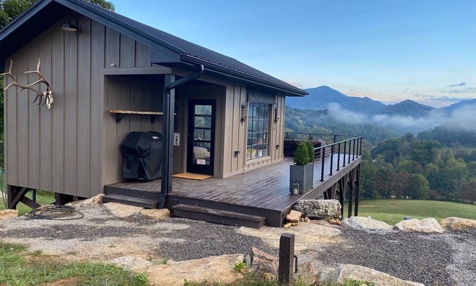 Waynesville House | Open air cabin, sweeping views at low elevation, in the Smokies!