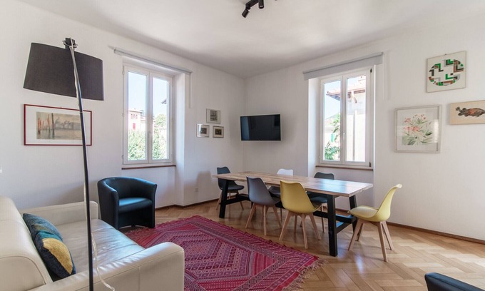 Massagno Apartment | Original flat a few minutes from Lugano (Giuka Apartment)