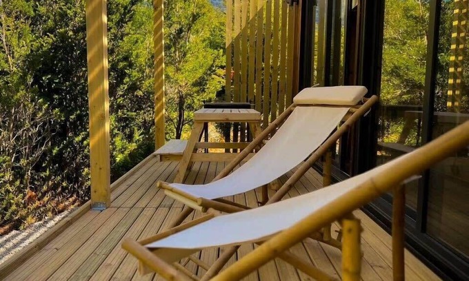 Lenca Cabin | OUTSCAPE | Espectacular Cabaña en Lago Chapo con Hot Tub