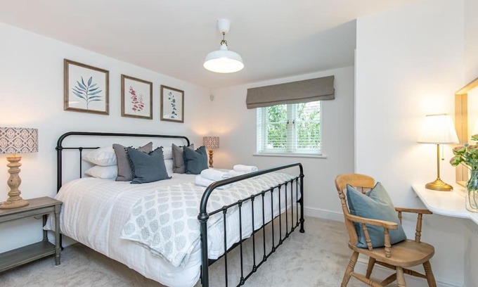 Bladon Apartment | Oxfordshire Living - The Sunderland Apartment - Bladon
