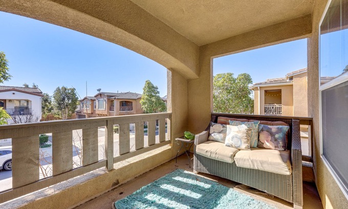 Sea View Estates Condo | Oxnard Vacation Rental ~ 2 Mi to Beach!
