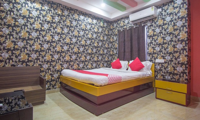 Siliguri House | OYO 10462 Smriti Guest House