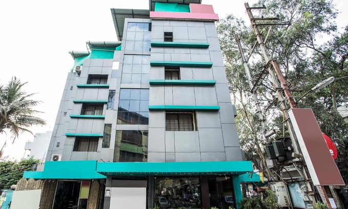Indore Hotel | OYO 3589 Hotel Dawar Regency