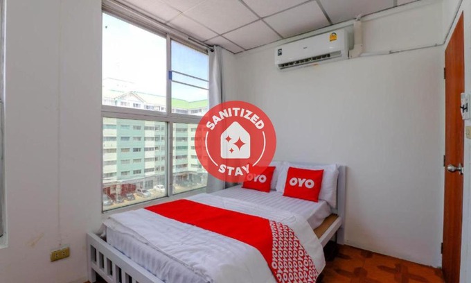 Bang Kapi Hotel | OYO 550 Happyland Guesthouse