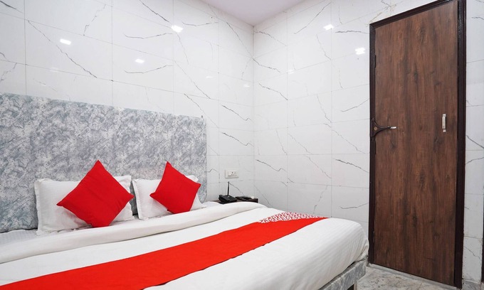 New Delhi Hotel | OYO 62660 Hotel Park View