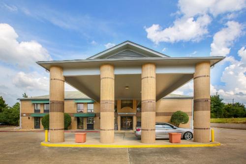 Texarkana Hotel | OYO Hotel Texarkana Trinity AR Hwy I-30