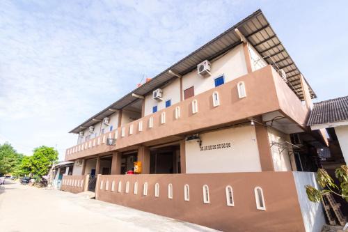 Sungai Beduk Hotel | OYO Life 2583 Kost Anggun