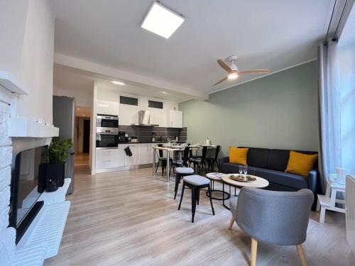 Toulouse City-Centre Apartment | Pénitents Gris - 100m du Capitole - Beau T3 - parking