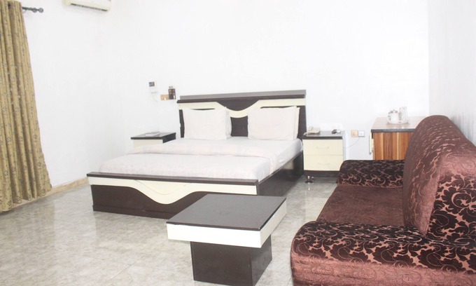 Uyo Hotel | Pacific Paradise Suites
