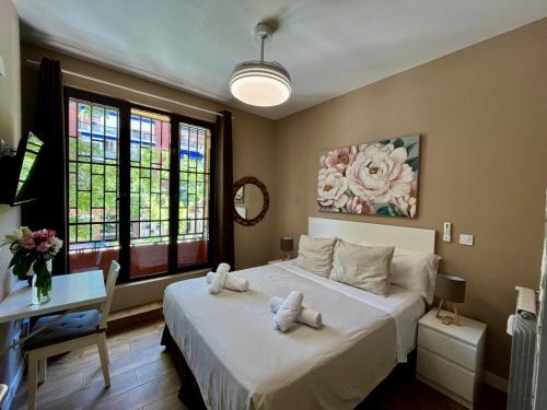 Trafalgar House | Palacete de la Almudayna