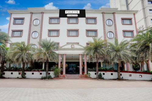 Anand Hotel | Palette by CheckIn Anand Formerly Hotel La Casa Inn