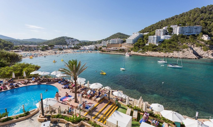 Santa Eulalia del Rio Hotel | Palladium Hotel Cala Llonga - Adults Only