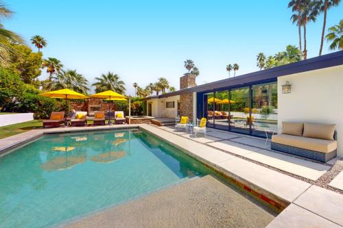 Vista Las Palmas House | Palm Springs Luxury Retreat
