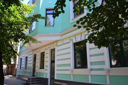 Petrovskoye Hotel | Paloma House