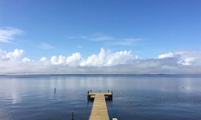 Pamlico Beach Cottage | Pamlico Cottage - Waterfront near Bath & Belhaven - Pet Friendly - 3 Bds 2 Baths