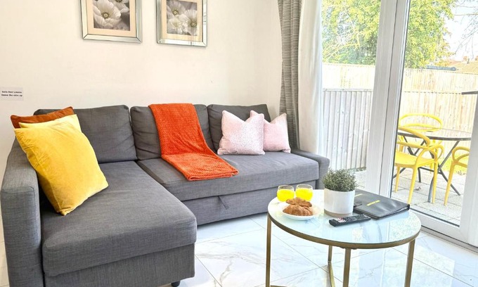 Kidlington Apartment | Panorama House, Luxury 2-Bedroom Apartment 2