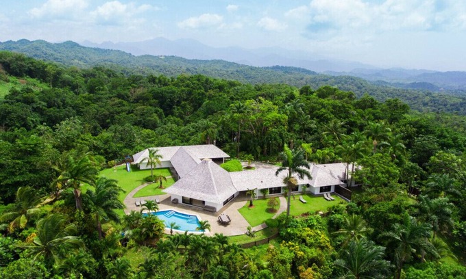 Summerfield Villa | Panorama - Private Luxury 4BR Villa is a dreamy, contemporary Eden.