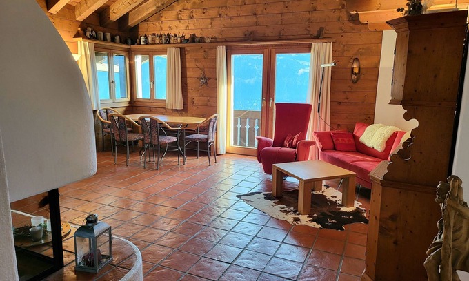 Ladir Apartment | Panoramawohnung Surselva, Fantastischer Ausblick, Bietet Erholung und Aktivität