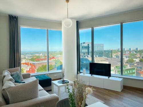 Maakri Apartment | Panoramic Sea View -11th Floor