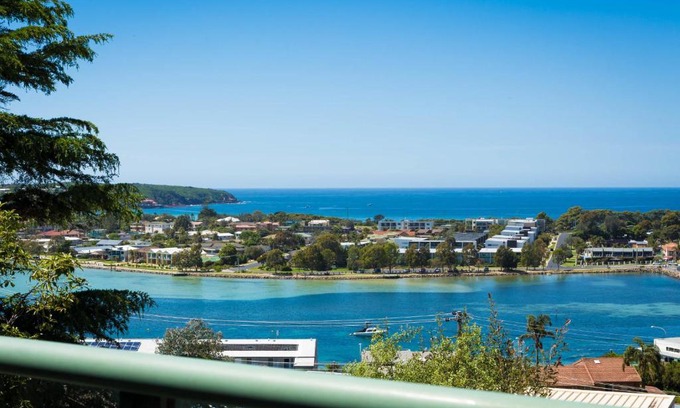 Merimbula House | Panoramic Townhouses by Lisa