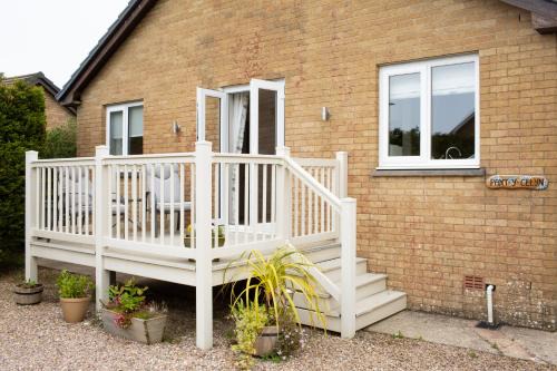 Aberaeron Apartment | Pant y Celyn Studio Apartment Llwyncelyn