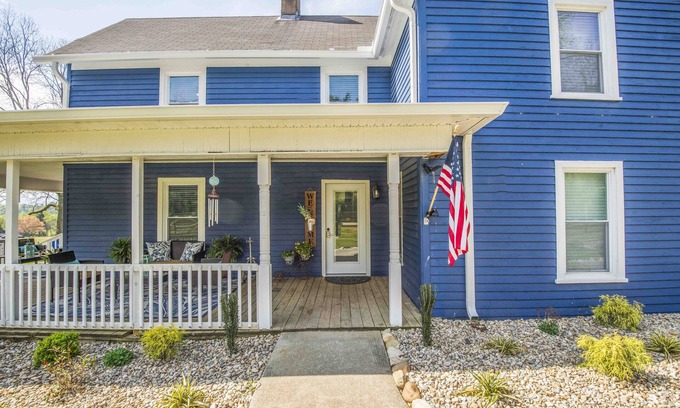 Kodak House | Par for the Course Inn