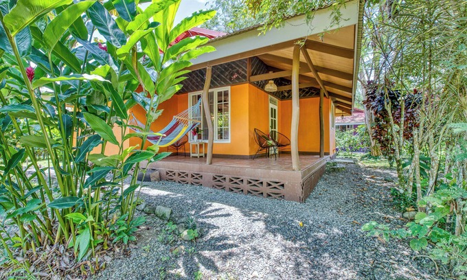 Cahuita House | "paraíso en Cahuita: Tu Casa a un Paso del Parque Nacional 🌴🏡"