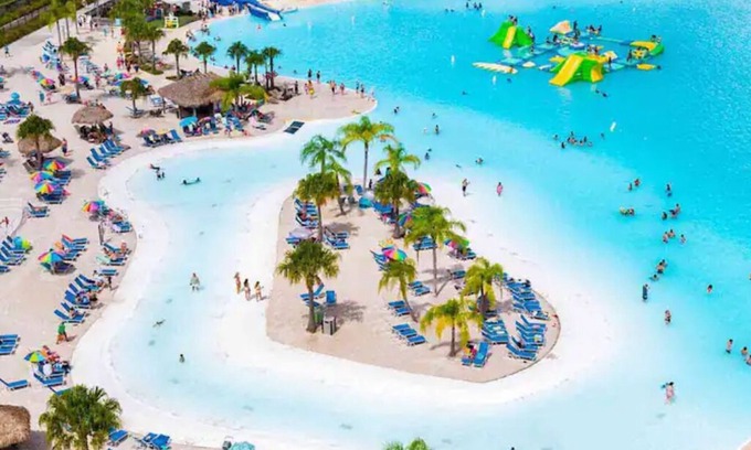 Wesley Chapel South House | Paradise awaits! Townhome at Epperson Lagoon in breathtaking Wesley Chapel!