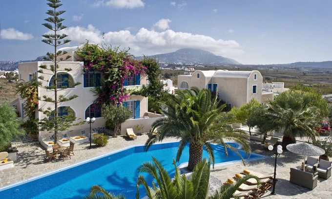 Akrotiri Apartment | Paradise Resort