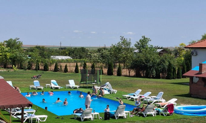 Murighiol Bed & Breakfast | Paradiso Resort, a 4 stars resort, in the heart of the Danube Delta