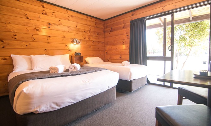 Turangi Hotel | Parklands Motorlodge