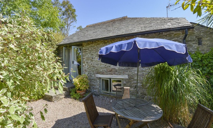 Newton Ferrers Cottage | PARSONAGE FARM COTTAGE, family friendly in Newton Ferrers