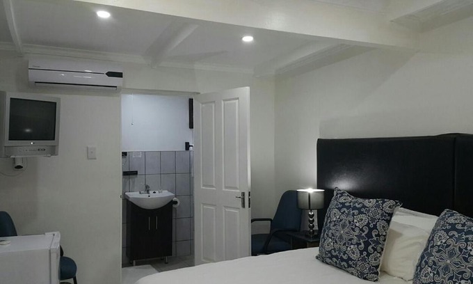 Morningside House | Pastel cottages