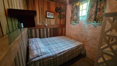 Jardim Flamboyant House | Pe na Pedra quarto 3