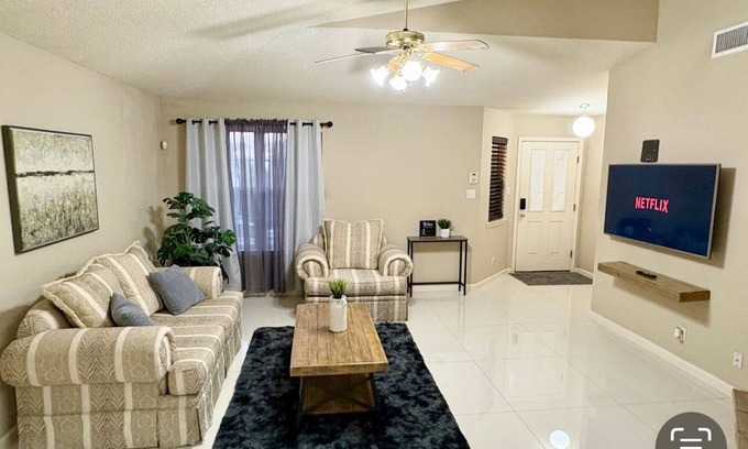 Biggs Field House | Peaceful 3-bedroom house with Refrigerated AC in East El Paso