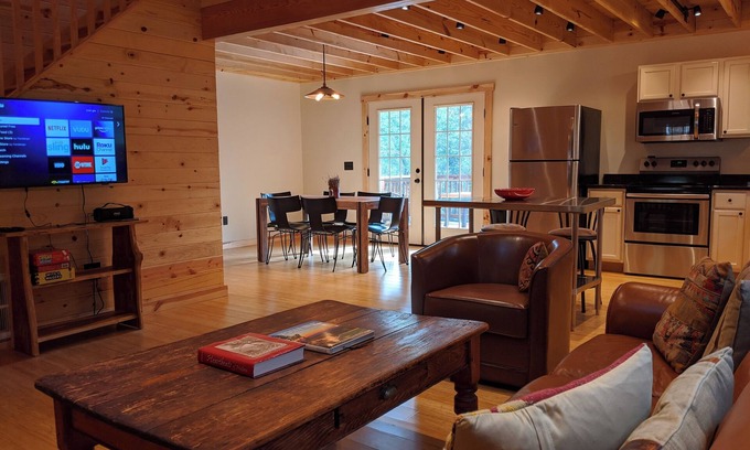 Faber Cabin | Peacefull, private Cabin! 140 acres,mile of river trails! 10 minutes to Rt.151!