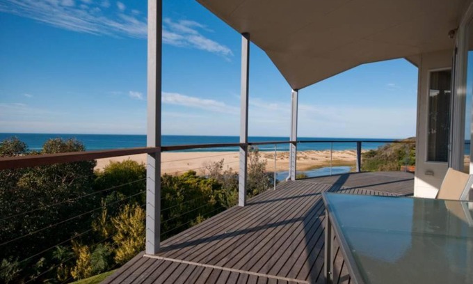 Lake Tyers Beach House | Pelicans Perch