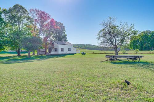 Pellston House | Pellston Farmhouse with Snowmobile Trail Access!