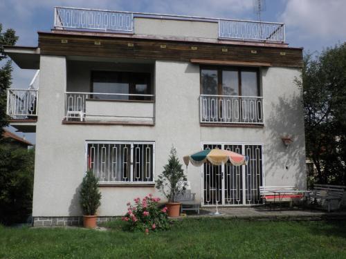 Podoli Bed & Breakfast | Pension Arcadia Prague