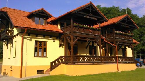 Klenovec House | Penzión na Ráztočnom